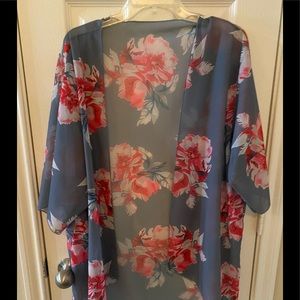 Women's lightweight cardigan